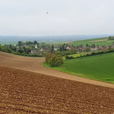 Promenade au dessus du village de Bussy en Othe